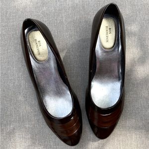 Ros Hommerson comfort patent leather pumps size 10 W